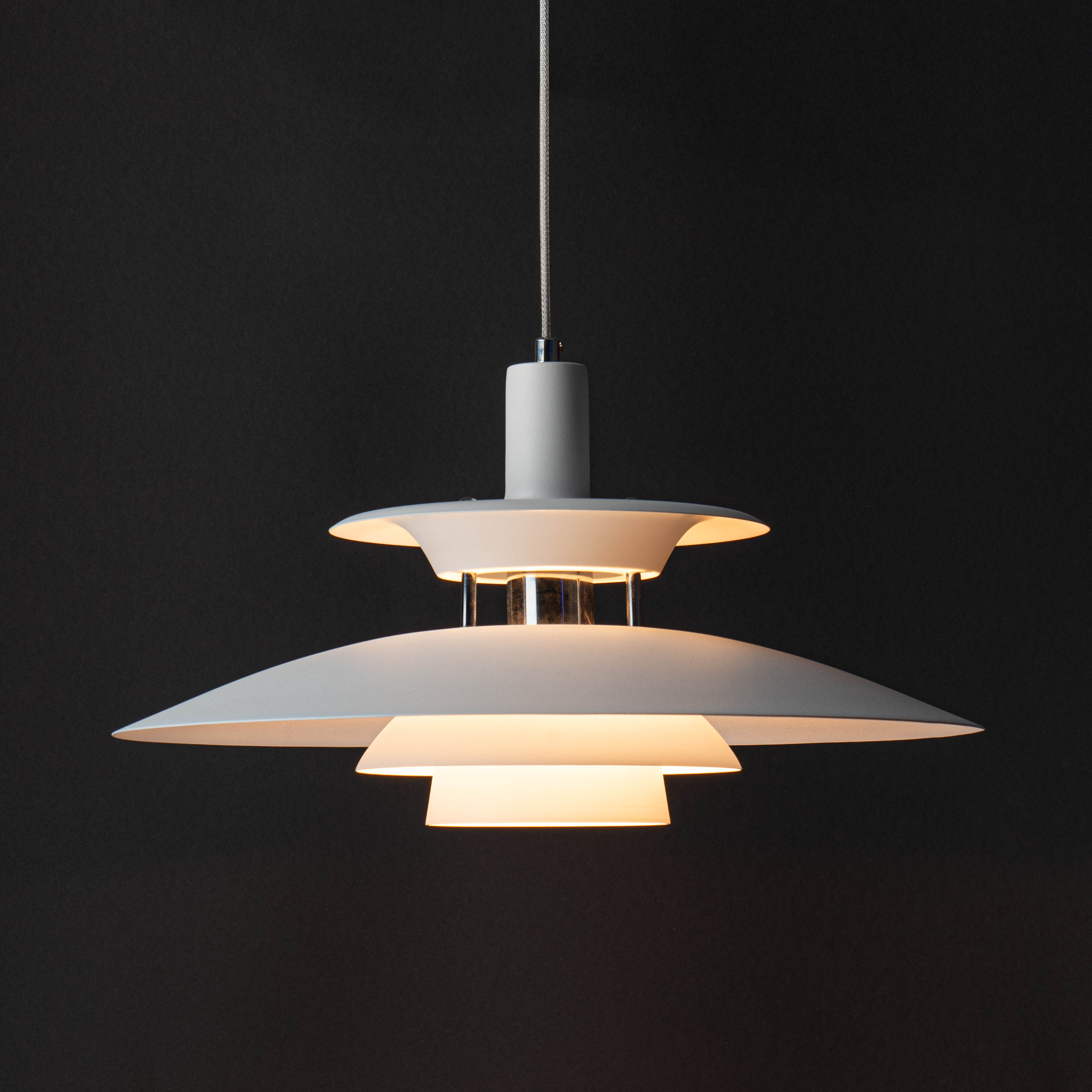 Cтильный подвесной светильник Skandilight Black